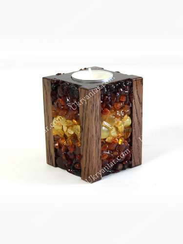 Подсвечник из янтаря